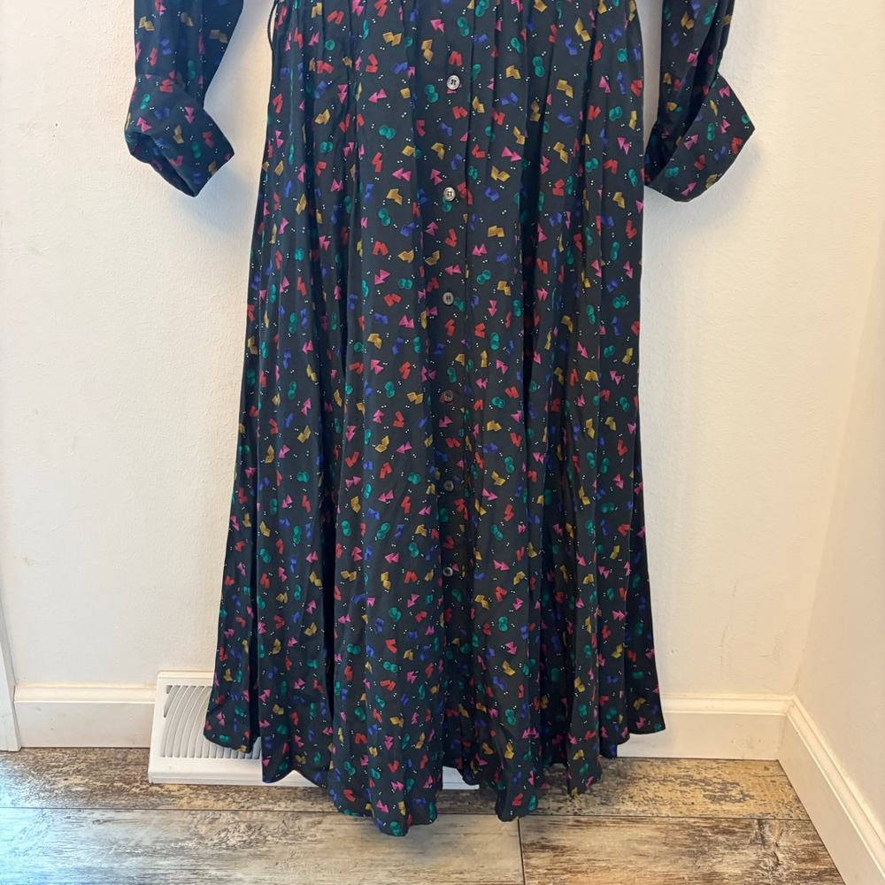 Vintage Garfinckel’s Black Geometric Print Silk Shirt Dress Size 10 - Picture 3 of 9